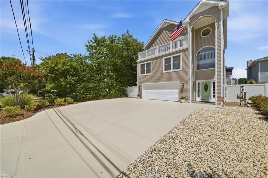 512 Vanderbilt Avenue, Virginia Beach, VA 23451 - #2