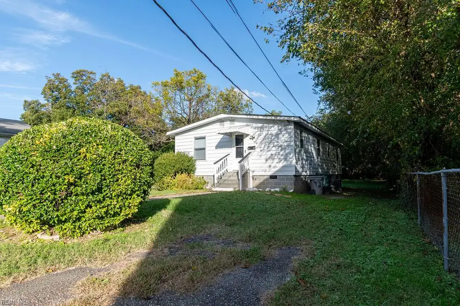 42 Fulton Street, Hampton, VA 23663 - #3