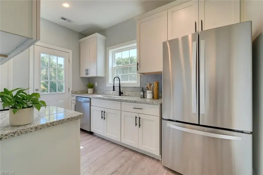 534 Halifax Street, Petersburg, VA 23803 - #2