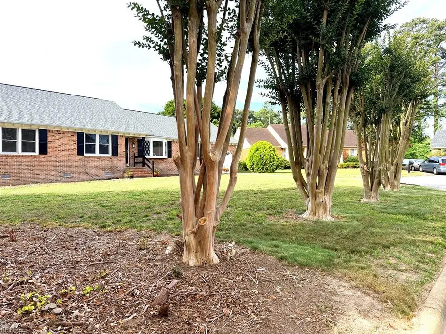 5304 Gale Drive, Virginia Beach, VA 23464 - #2