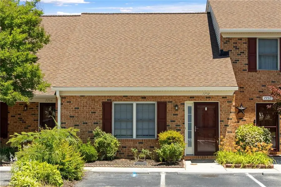 7752 The Points Place #703, Gloucester Point, VA 23062 - #2