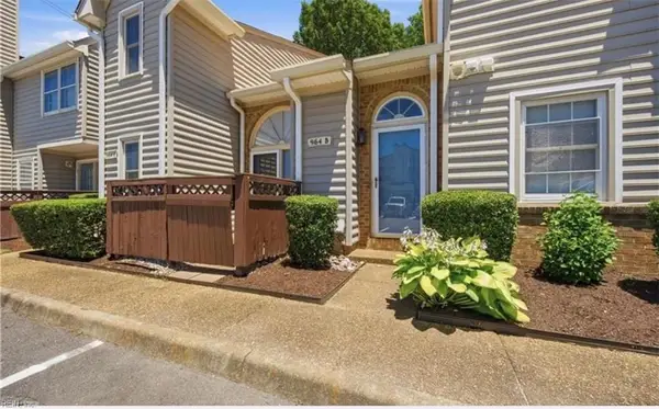 964 Saint Andrews Reach #B, Chesapeake, VA 23320