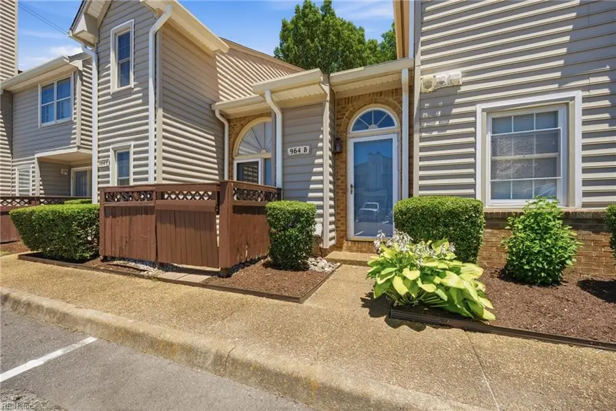 964 Saint Andrews Reach #B, Chesapeake, VA 23320 - #2