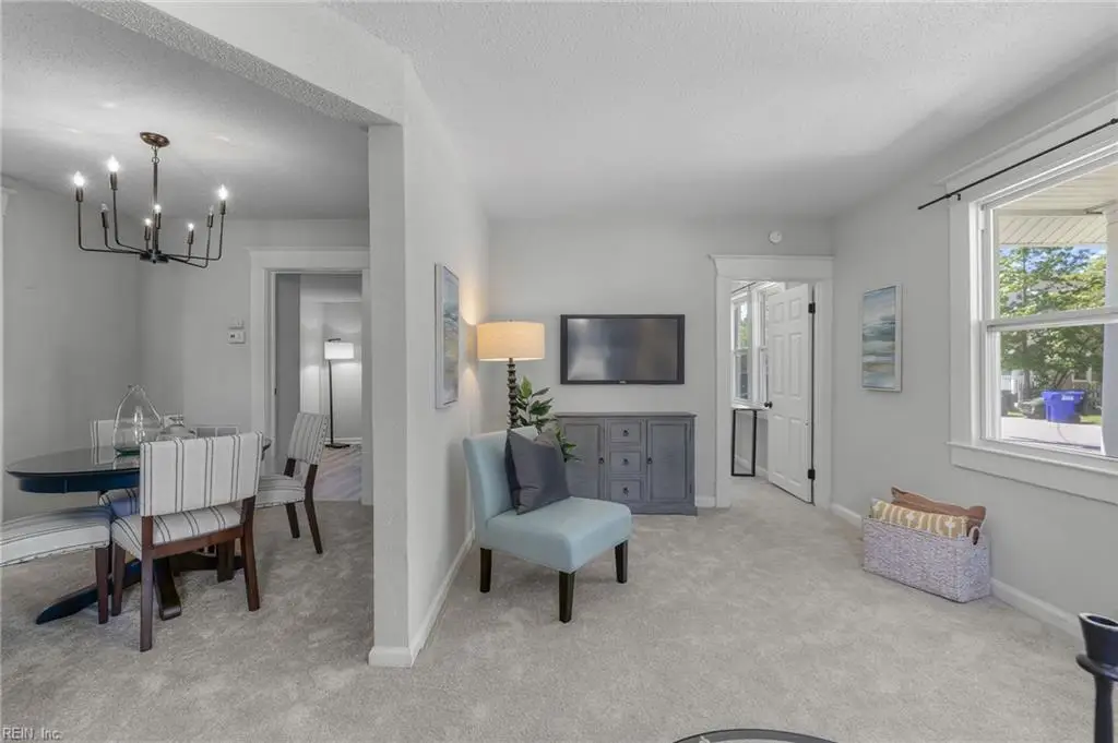 8916 London St Street, Norfolk, VA 23503 - #1