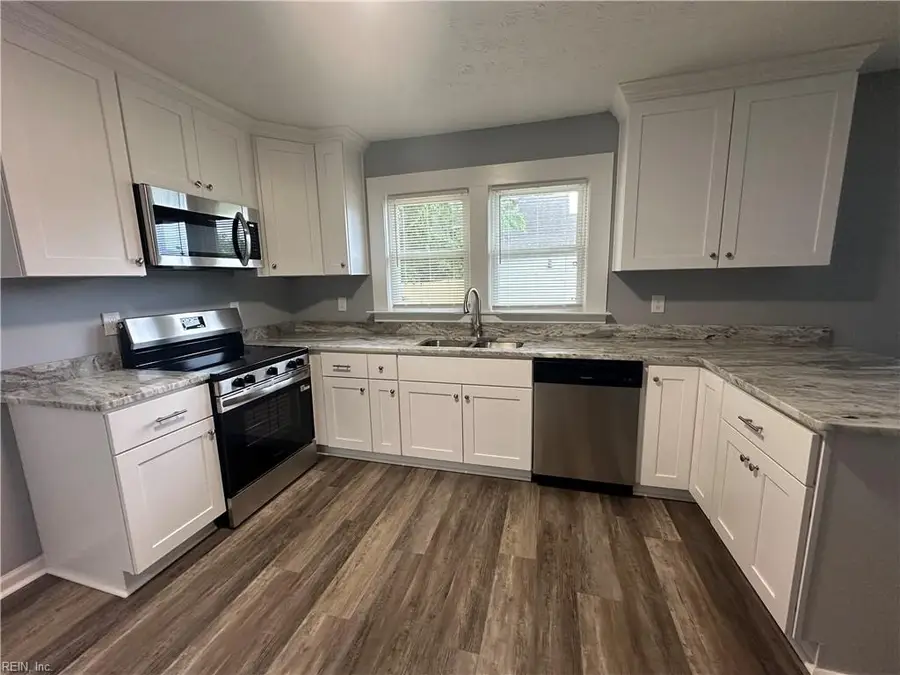 26 Woodland Road, Hampton, VA 23663 - #2