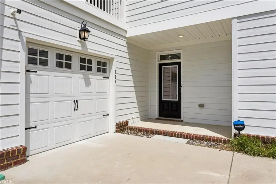 115 Mizzen Quarter Loop, Yorktown, VA 23693 - #2