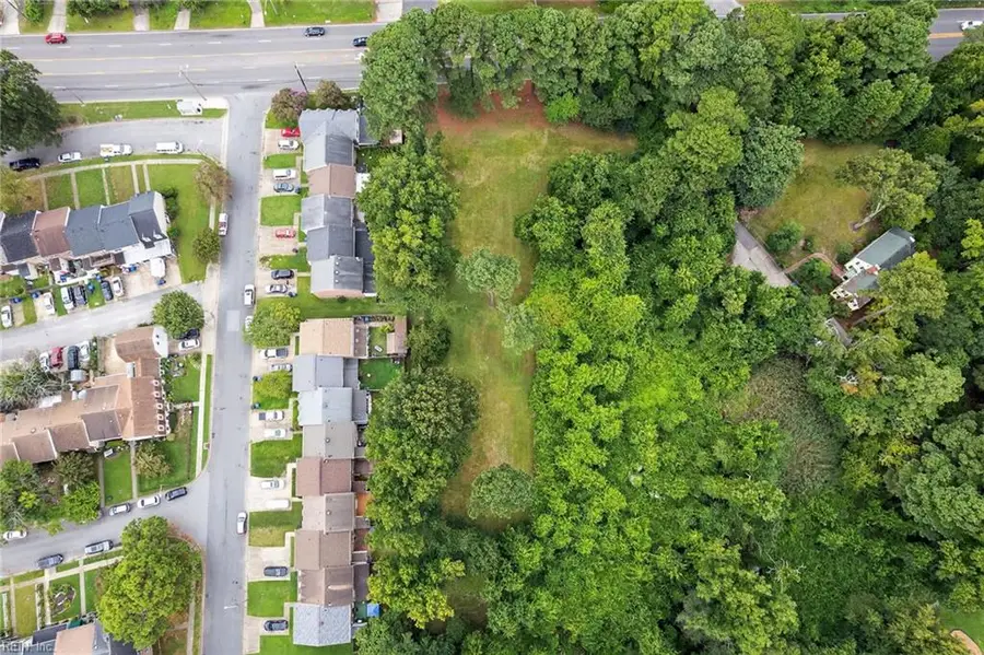 5214 W High Street, Portsmouth, VA 23703 - #2
