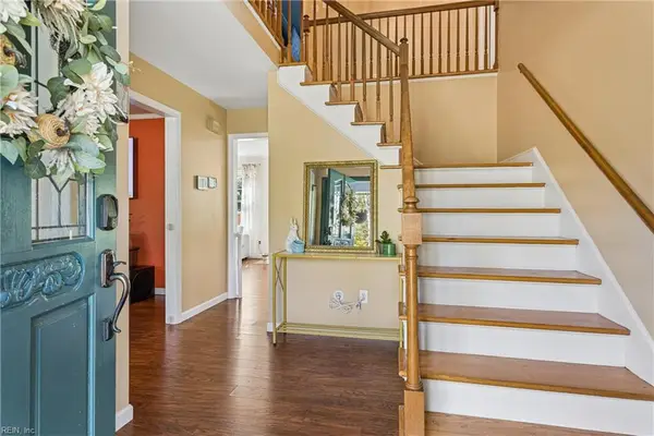 101 Azalea Drive, Yorktown, VA 23692