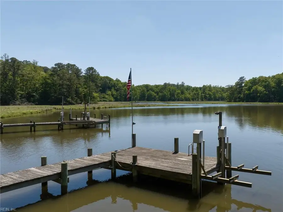 11688 River Crest Drive, Gloucester, VA 23061 - #2