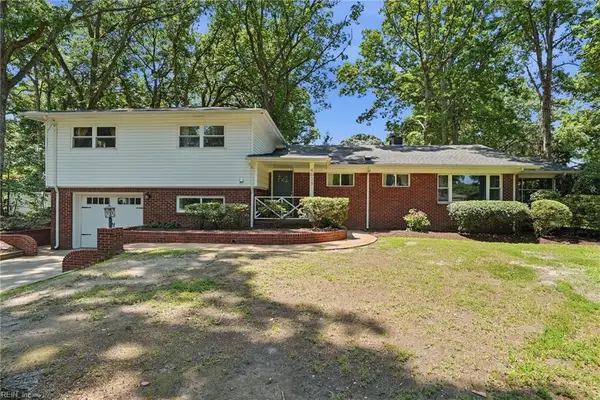 4629 Hermitage Road, Virginia Beach, VA 23455