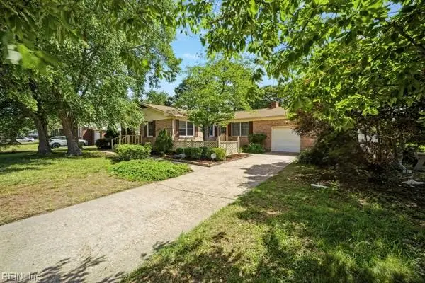 2917 Stratford Drive, Chesapeake, VA 23321
