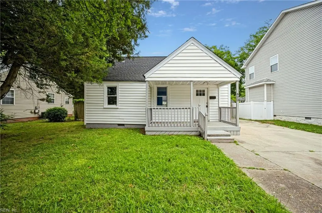 620 Delaware Avenue, Hampton, VA 23661 - #1