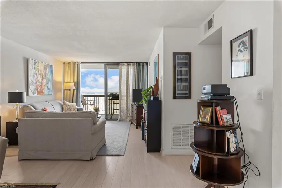 3288 Page Avenue #909, Virginia Beach, VA 23451 - #2
