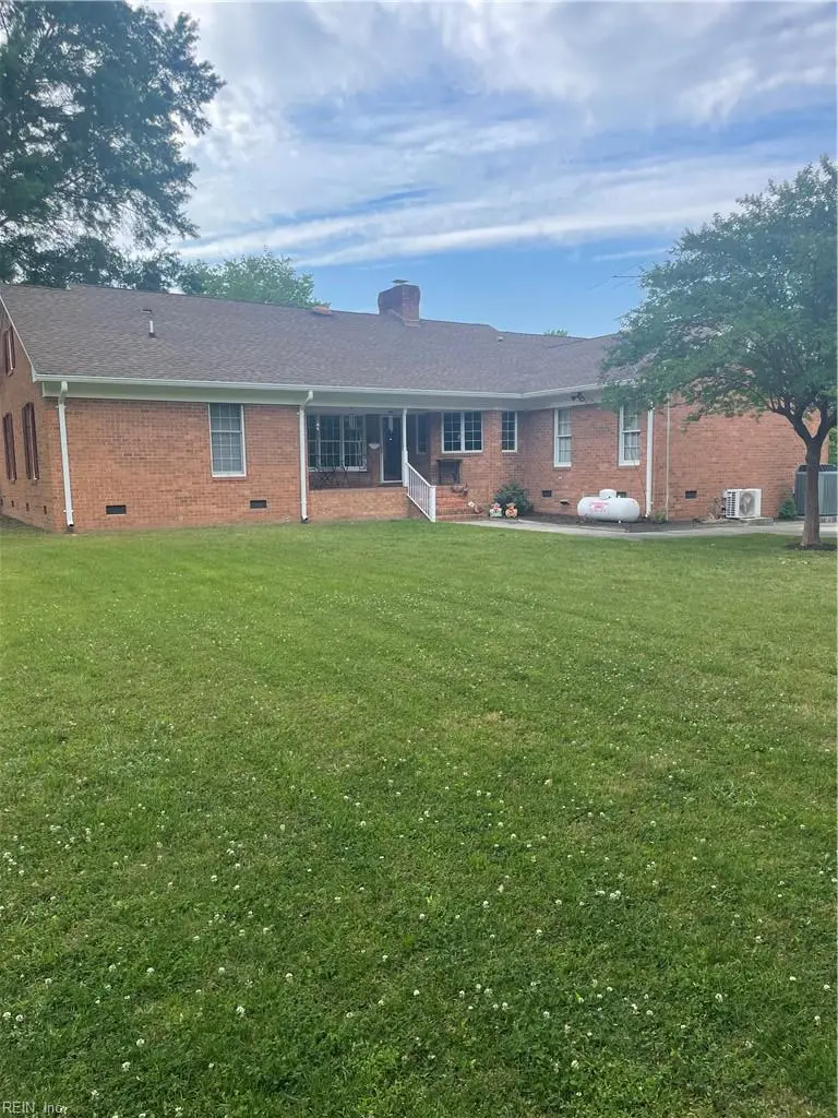 101 Crescent Drive, Franklin, VA 23851 - #2