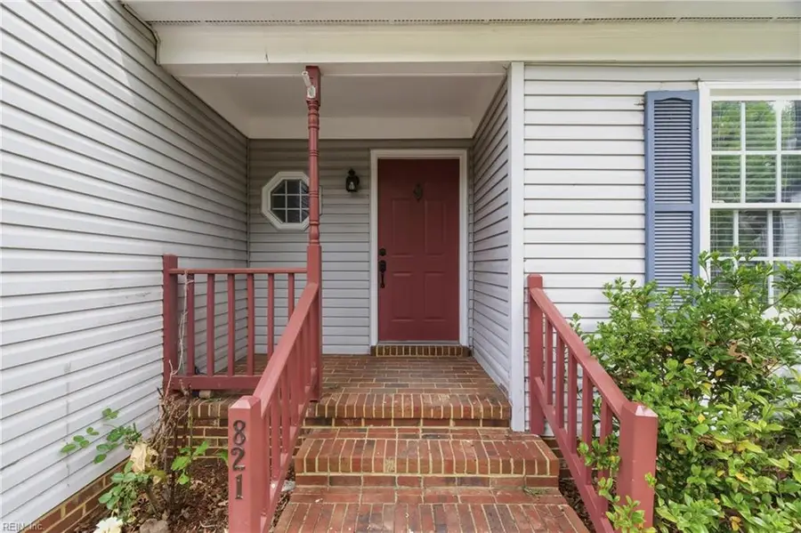 821 Lancaster Lane, Newport News, VA 23602 - #3