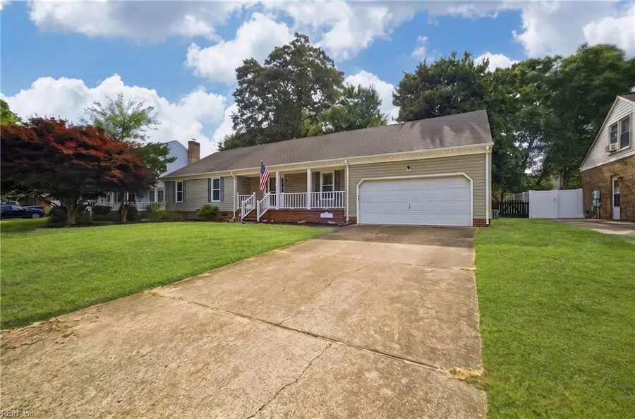 809 Grantham Lane, Chesapeake, VA 23322 - #2