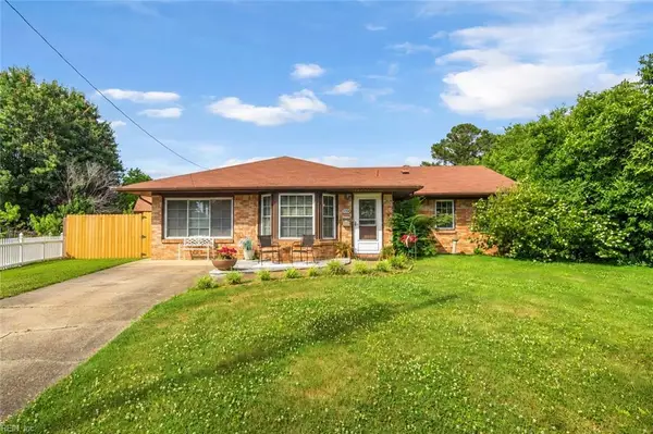 5004 Westgrove Circle, Virginia Beach, VA 23455