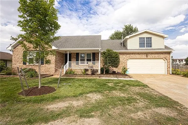 1104 Copper Stone Circle, Chesapeake, VA 23320
