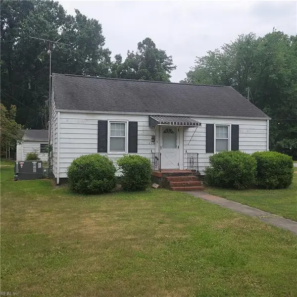 616 Brewer Street, Newport News, VA 23605