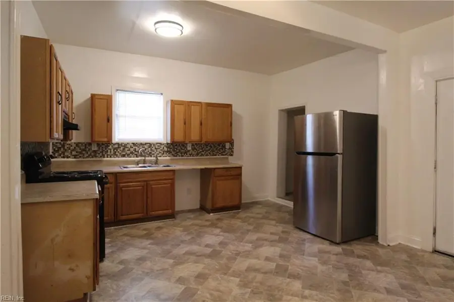 1035 23rd Street, Newport News, VA 23607 - #3