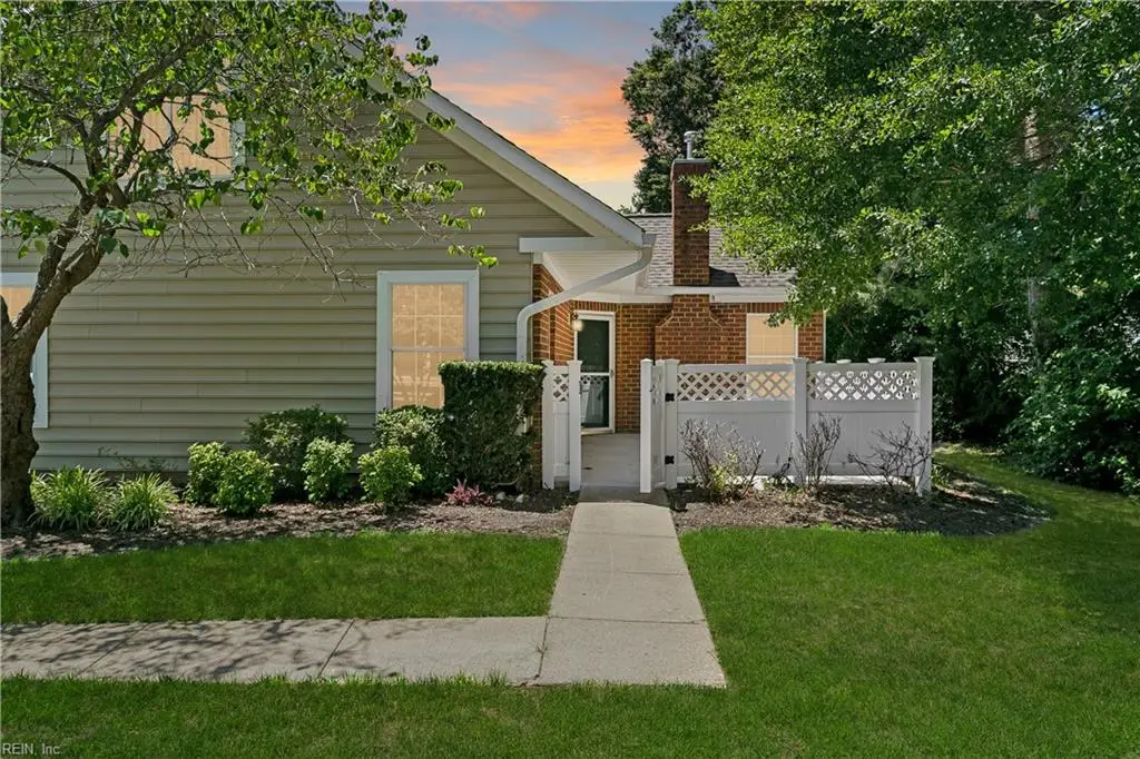 210 Timberline Loop, Yorktown, VA 23692 - #1