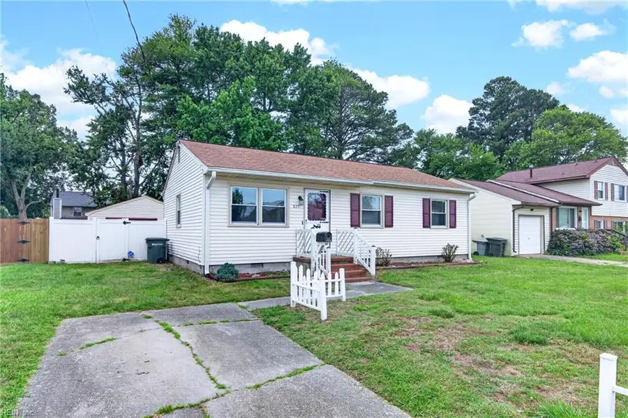 825 Thames Drive, Hampton, VA 23666 - #2