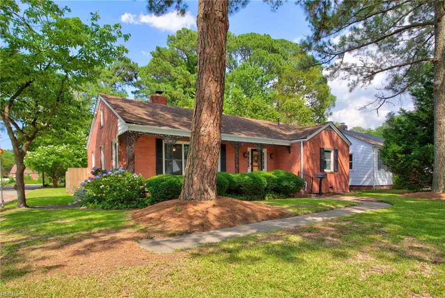 33 Greenbrier Road, Portsmouth, VA 23707 - #2