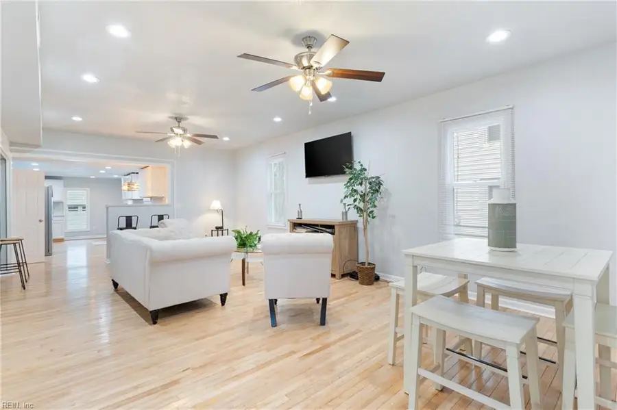 909 1st Street, Elizabeth City, NC 27909 - #3