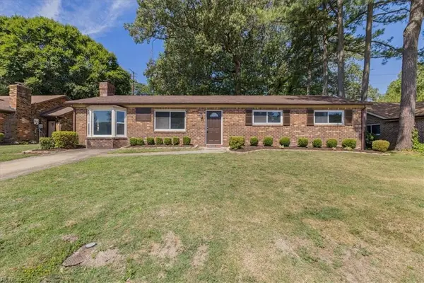 2833 Candlewood Circle, Chesapeake, VA 23324