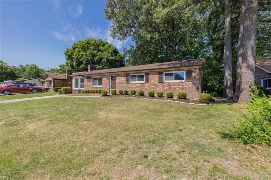 2833 Candlewood Circle, Chesapeake, VA 23324 - #2
