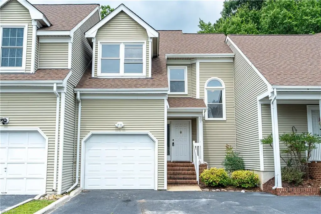 303 Bridge Crossing, Yorktown, VA 23692 - #1
