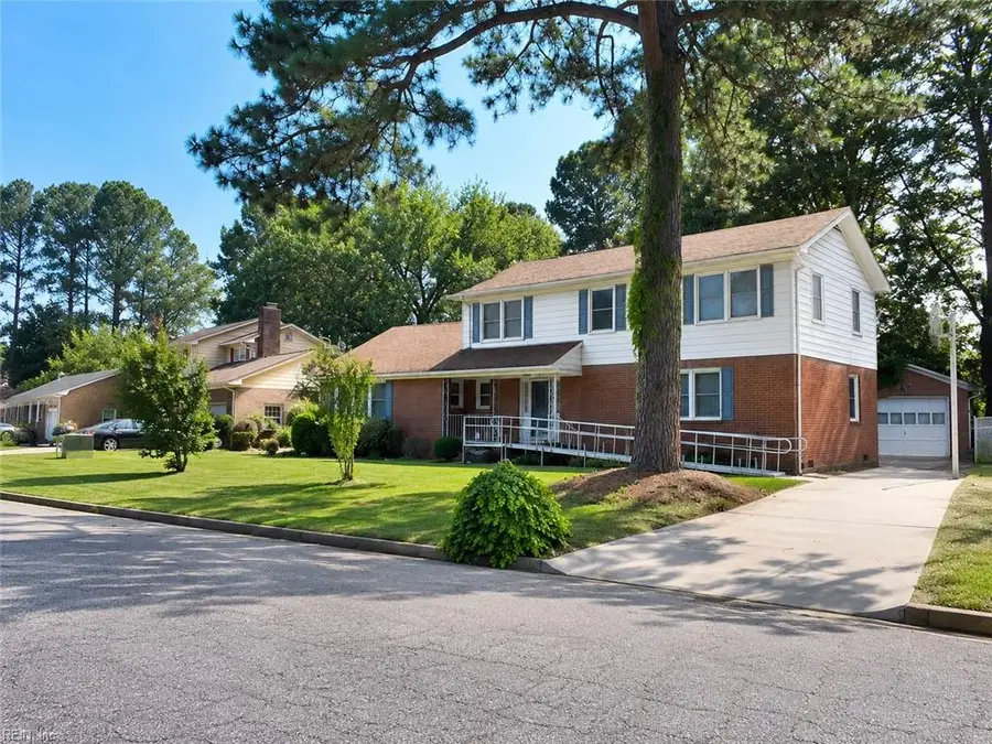 316 Tudor Place, Chesapeake, VA 23325 - #2
