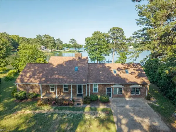 236 Robanna Drive, Seaford, VA 23696