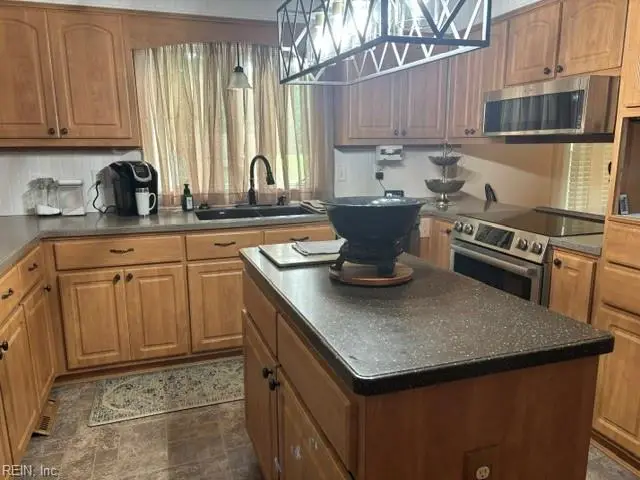 112 Beechwood Drive, Franklin, VA 23851 - #2