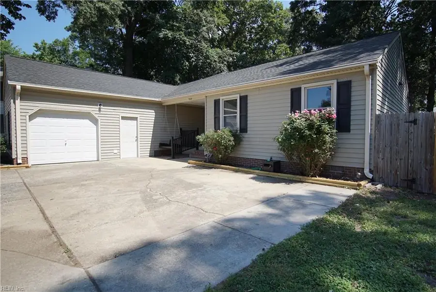 700 Soho Street, Hampton, VA 23666 - #3