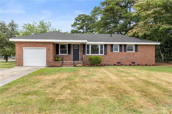 729 Howell Street, Virginia Beach, VA 23464