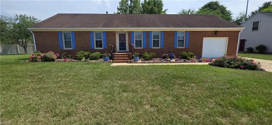 725 Luray Terrace, Chesapeake, VA 23322 - #2
