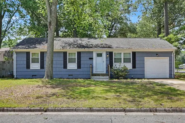 207 Robinson Drive, Newport News, VA 23601