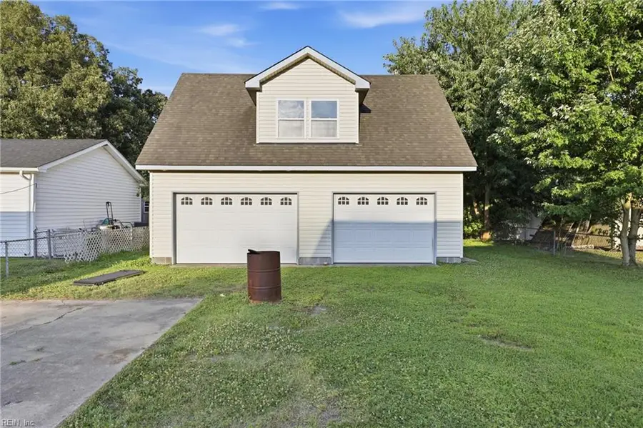 1404 Willow Avenue, Chesapeake, VA 23325 - #3