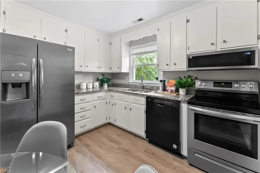 18 Hull Street, Newport News, VA 23601 - #3