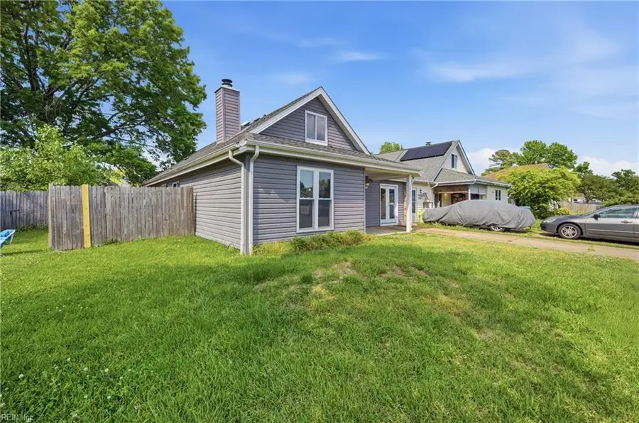 3932 Sunstream Parkway, Virginia Beach, VA 23456 - #3