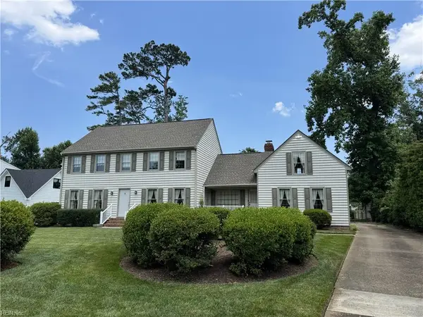 1805 Duke Of York Quay, Virginia Beach, VA 23454