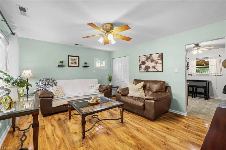 4122 Shawnee Road, Chesapeake, VA 23325 - #3