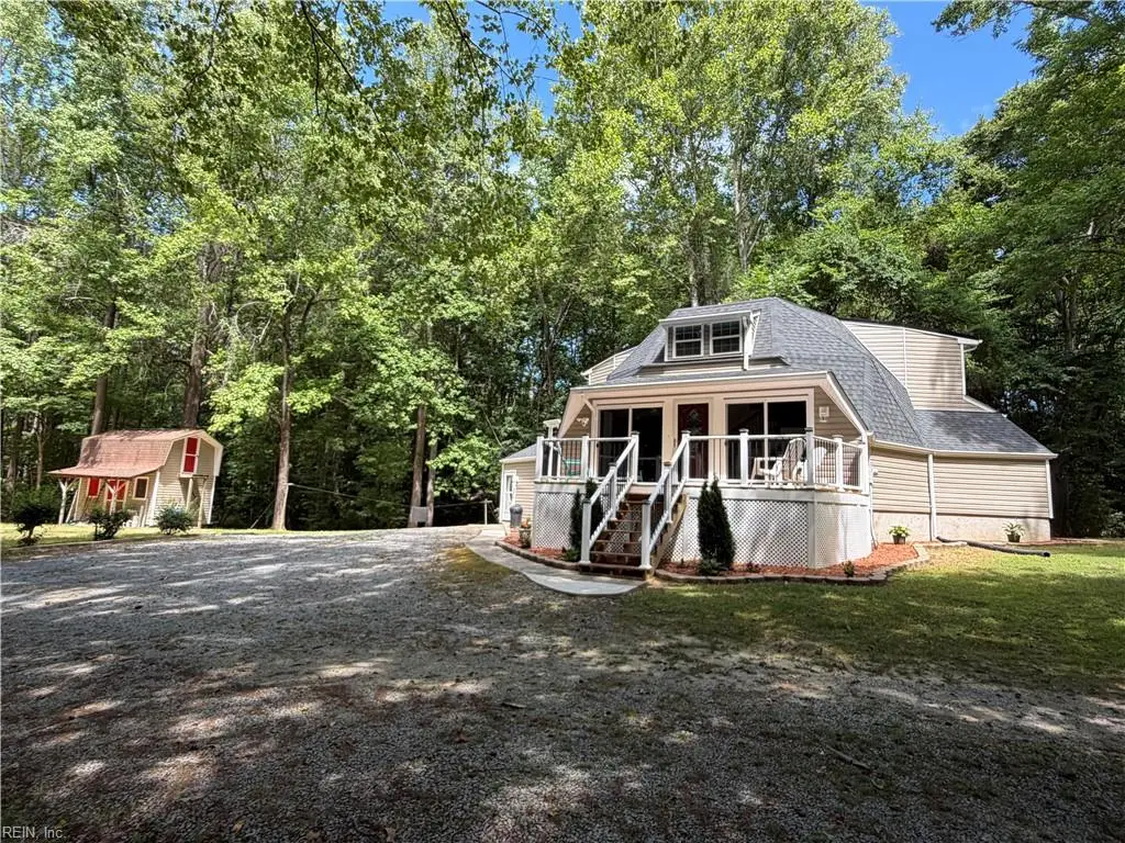 6824 Mill Creek Drive, Zuni, VA 23898 - #1