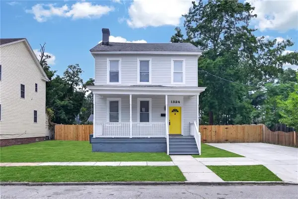 1324 Richmond Avenue, Portsmouth, VA 23704