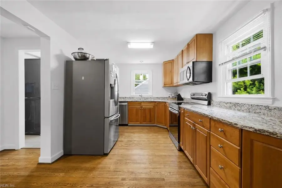 124 Cambridge Place, Hampton, VA 23669 - #2