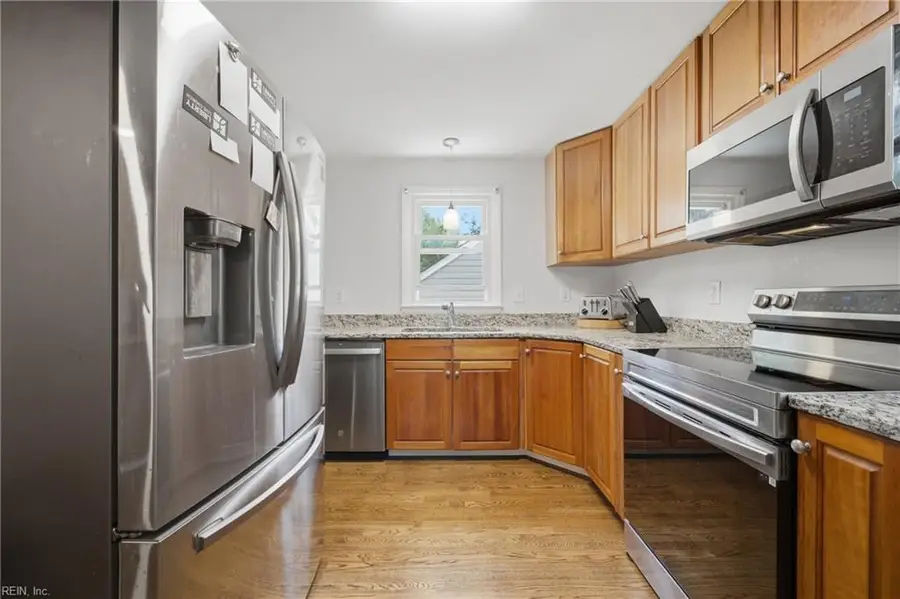 124 Cambridge Place, Hampton, VA 23669 - #3