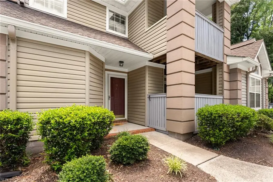315 Gainsborough Square, Chesapeake, VA 23320 - #2