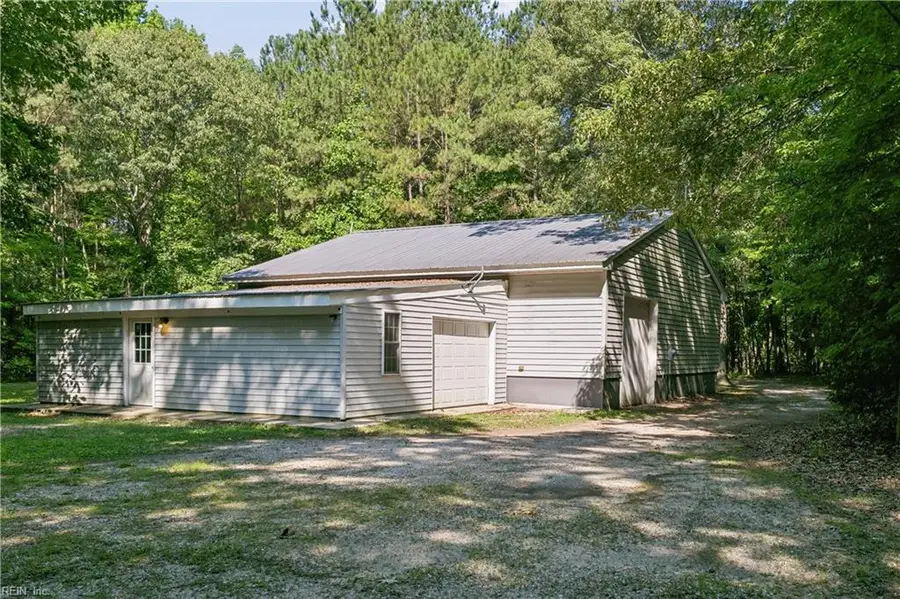4497 Backwoods Lane, Hayes, VA 23072 - #3
