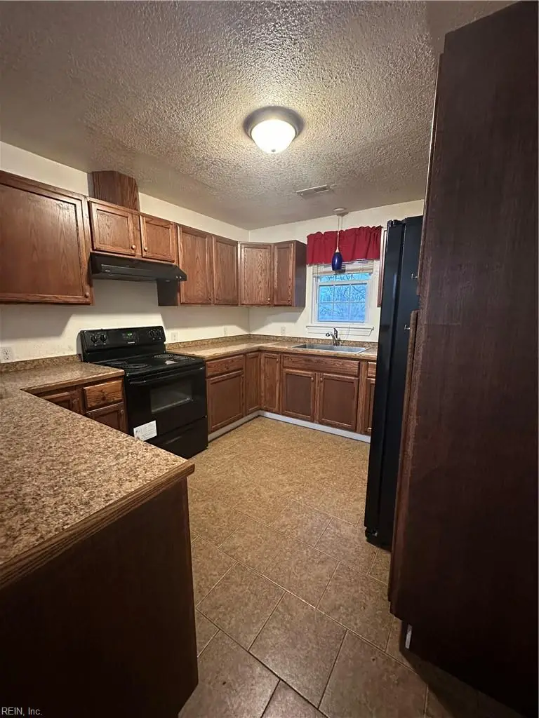 416 Pleasant Street, Suffolk, VA 23434 - #3